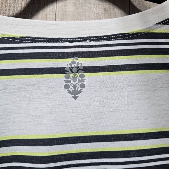 Free People FP Movement Sport Mode Stripe Muscle Top Tank Ruched NWT - Picture 6 of 9